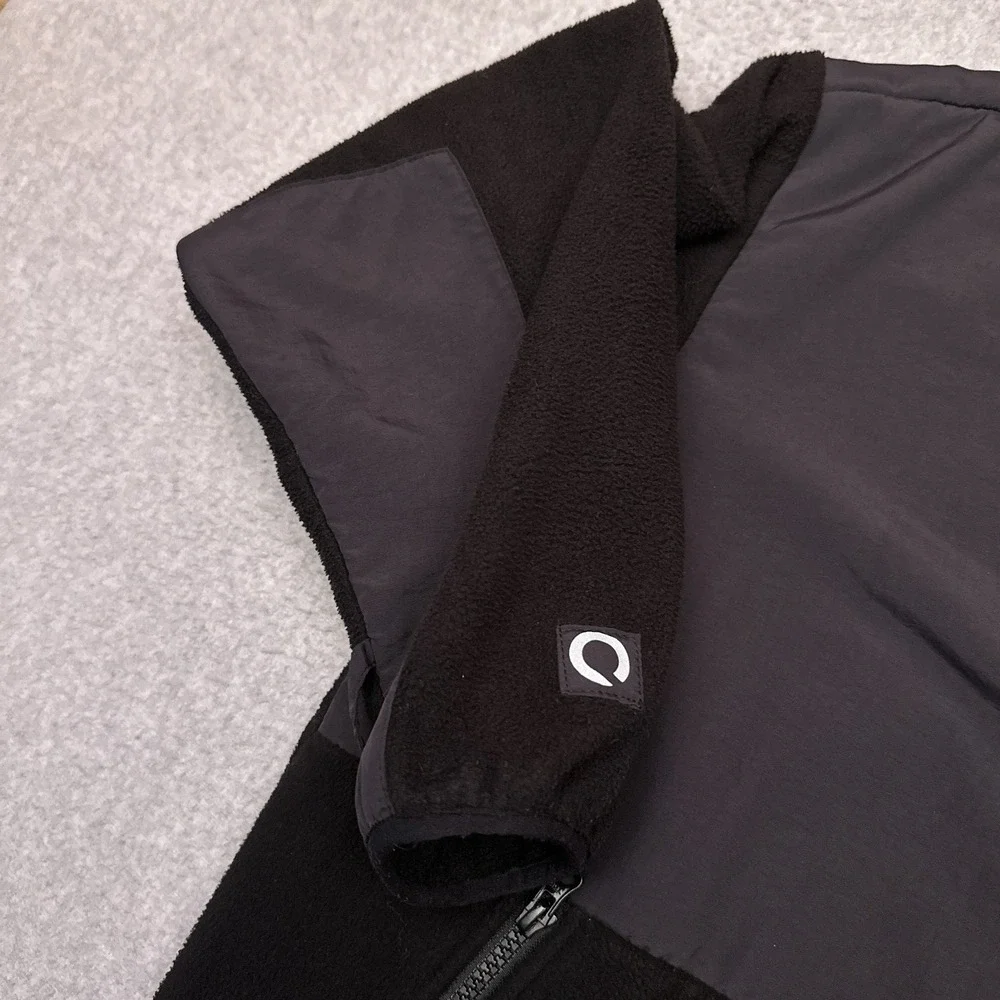 Quark Expeditions Fleece Jacket Mens Medium Black Full Zip Mock Neck Zip Pockets